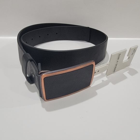 Sun + Stone Mens Faux Leather Plaque Buckle Belt Black - Picture 4 of 6